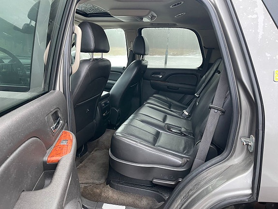 Chevrolet Tahoe 9 of 10