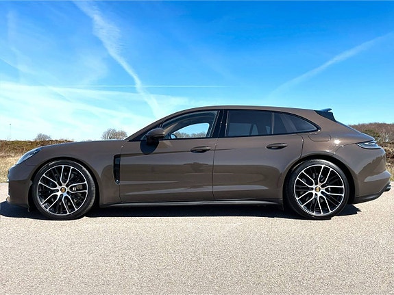 Porsche Panamera 4 9 of 9