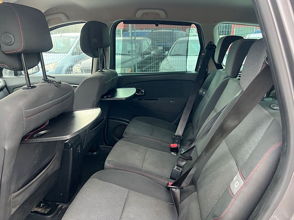 Renault Grand Scenic III 14 of 19