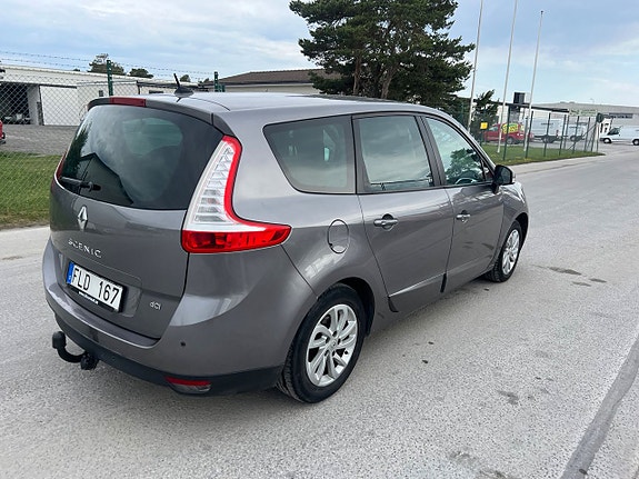 Renault Grand Scenic III 9 of 19