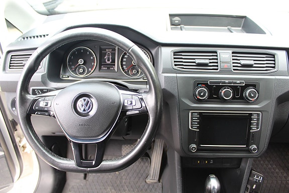 Volkswagen Caddy 12 of 22