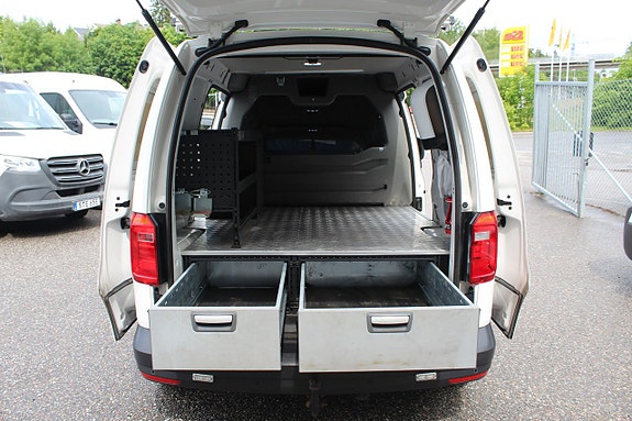 Volkswagen Caddy 19 of 22