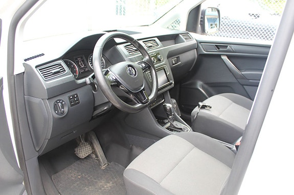 Volkswagen Caddy 16 of 22