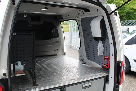 Volkswagen Caddy 21 of 22