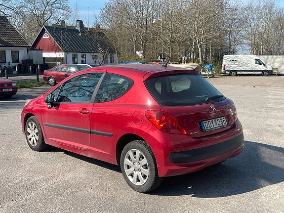 Peugeot 207 3 of 5