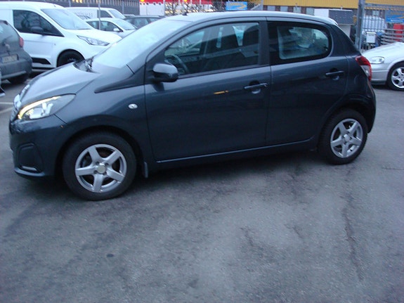 Peugeot 108 3 of 5
