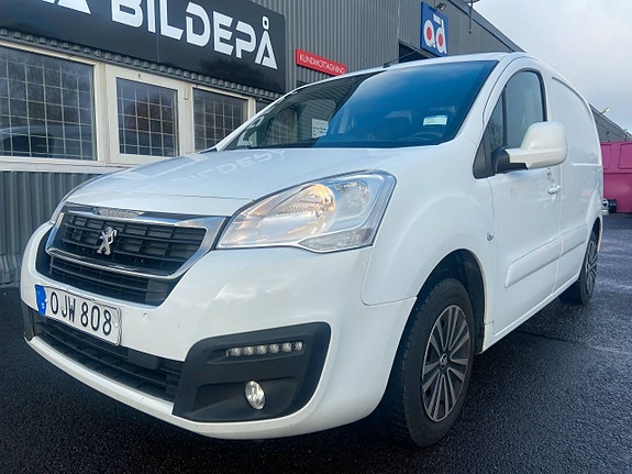 Peugeot Partner 2 of 10