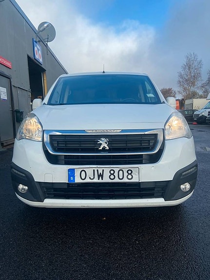 Peugeot Partner 3 of 10