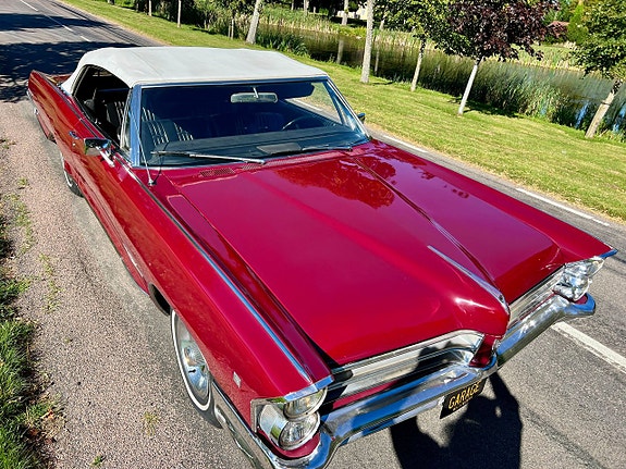 Pontiac Parisienne 10 of 21