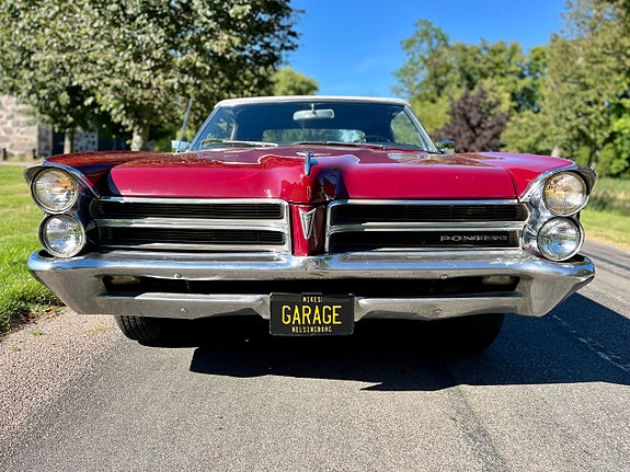 Pontiac Parisienne 5 of 21