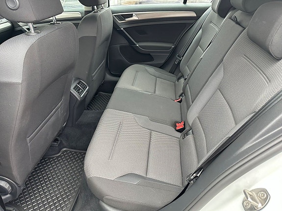 Volkswagen Golf-Serie 9 of 15