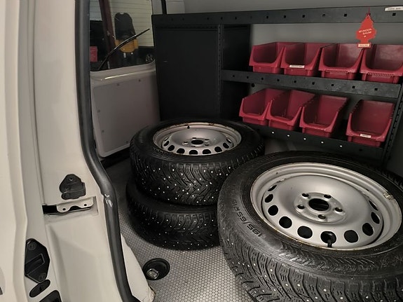 Volkswagen Caddy 9 of 10
