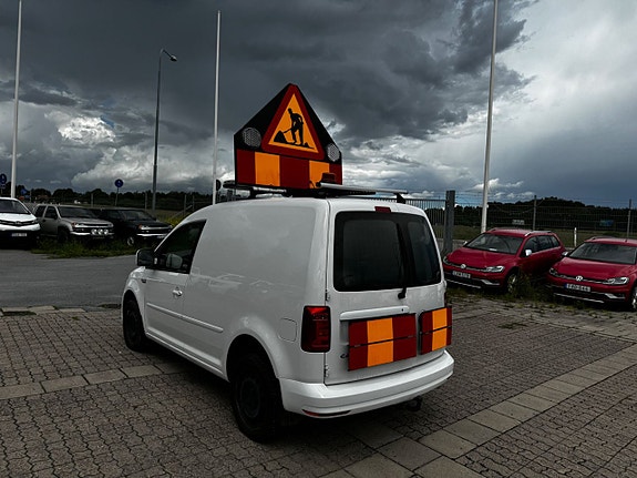 Volkswagen Caddy 3 of 5