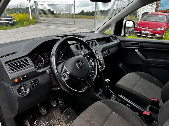 Volkswagen Caddy 12 of 19