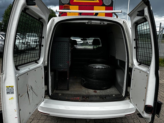 Volkswagen Caddy 15 of 19