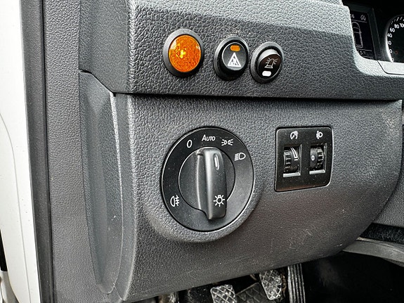 Volkswagen Caddy 17 of 19