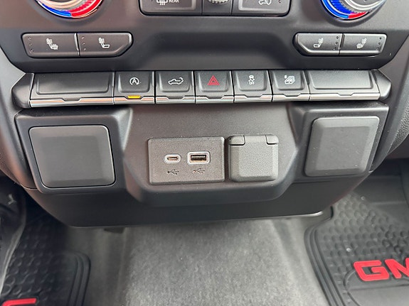 GMC Sierra 20 of 26
