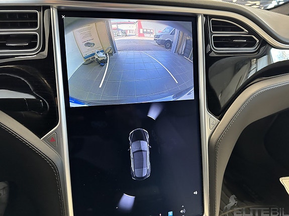 Tesla Model S 20 of 26
