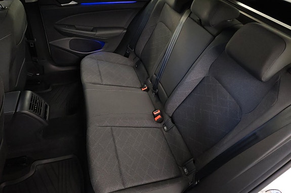 Volkswagen Golf VIII 9 of 30