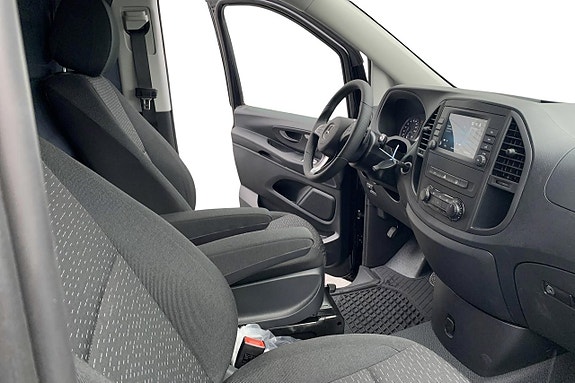 Mercedes-Benz eVito 112 9 of 17