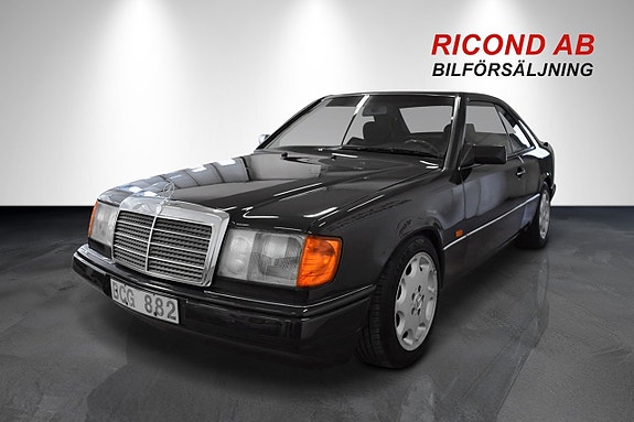 Mercedes-Benz 230 CE 6 of 14