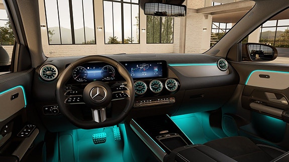 Mercedes-Benz GLA250 e 7 of 11