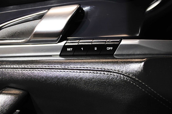 Porsche Panamera 21 of 27