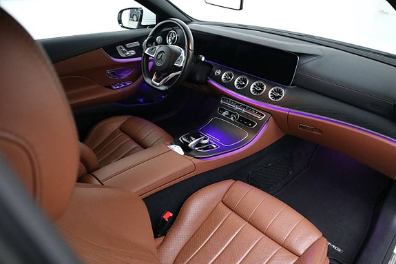 Mercedes-Benz E200 25 of 27