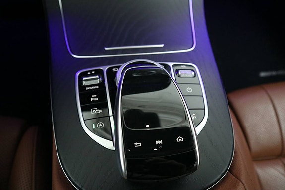 Mercedes-Benz E200 19 of 27