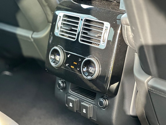 Land Rover Range Rover 16 of 23