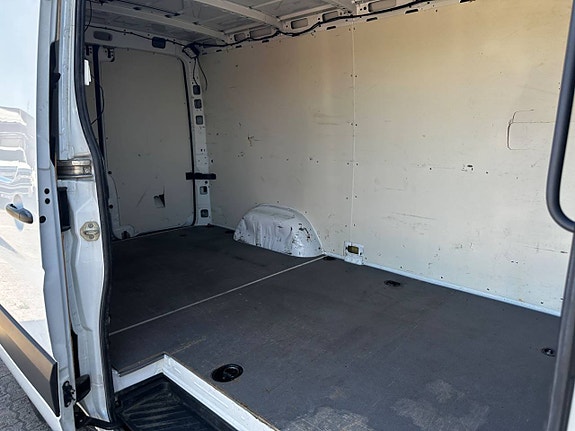 Mercedes-Benz Sprinter 316 13 of 19