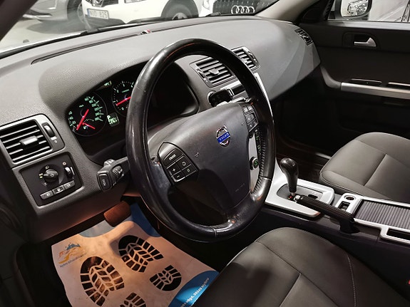 Volvo V50 7 of 18