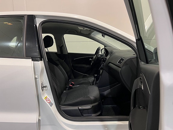 Volkswagen Polo 11 of 18