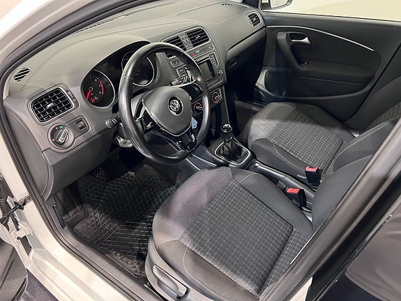 Volkswagen Polo 17 of 18