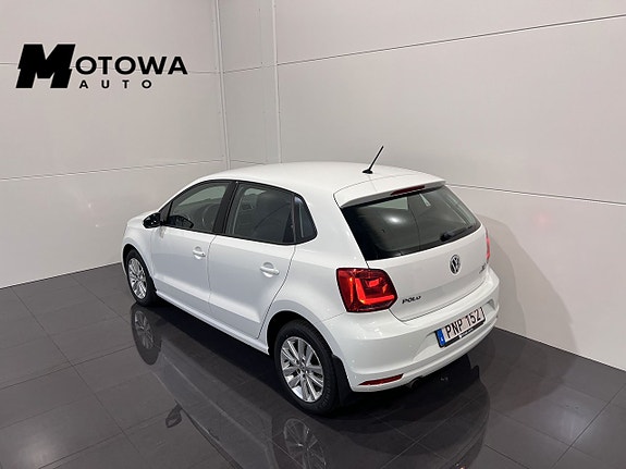 Volkswagen Polo 5 of 5