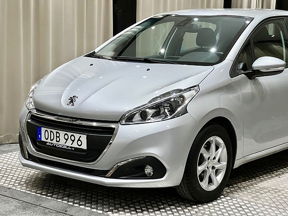 Peugeot 208 7 of 24