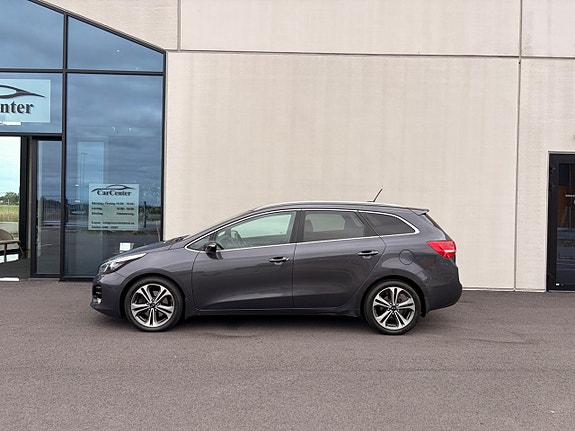 Kia Ceed 10 of 16