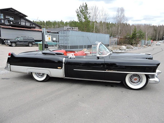 Cadillac Eldorado 2 of 12