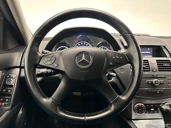 Mercedes-Benz C220 15 of 20