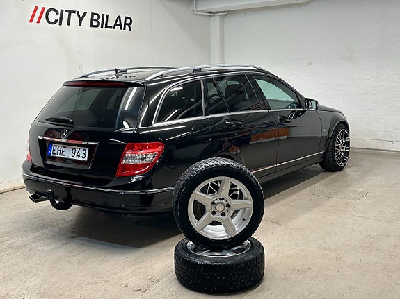 Mercedes-Benz C220 20 of 20