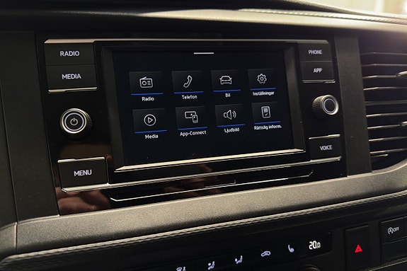 Volkswagen Caravelle 14 of 22