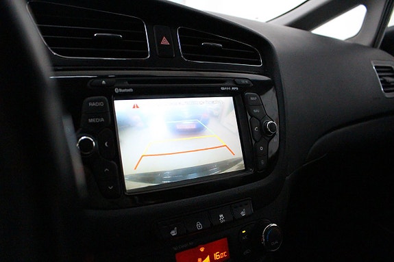 Kia Ceed 16 of 19