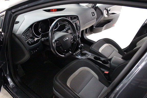 Kia Ceed 8 of 19