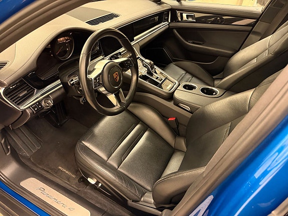 Porsche Panamera 4 8 of 15