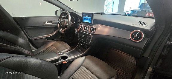 Mercedes-Benz CLA200 5 of 5