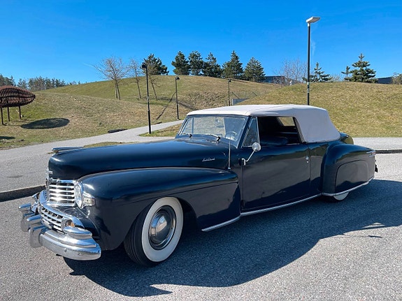 Lincoln Continental 4 of 5