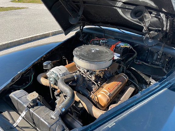 Lincoln Continental 13 of 13