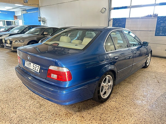 BMW 525 5 of 5