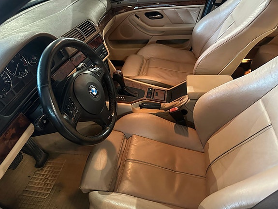 BMW 525 6 of 18