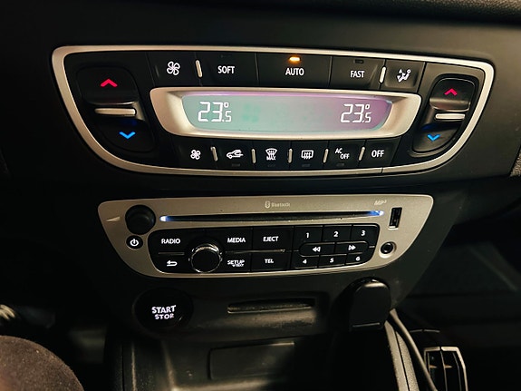 Renault Megane 17 of 17